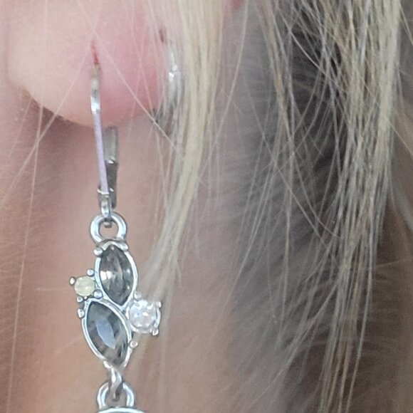 Black & Gray Crystal Necklace & Earring Set - Picture 7 of 7